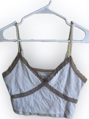 Aéropostale Cream Ribbed Cropped Cami with Taupe Lace Trim